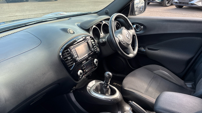 Nissan Juke 1.5 dCi N-Connecta 5dr [Safety Pack] Diesel Hatchback